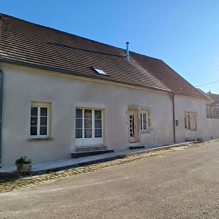 Chambres Chez L Habitant Frasne-les-Meulieres Ngoại thất bức ảnh