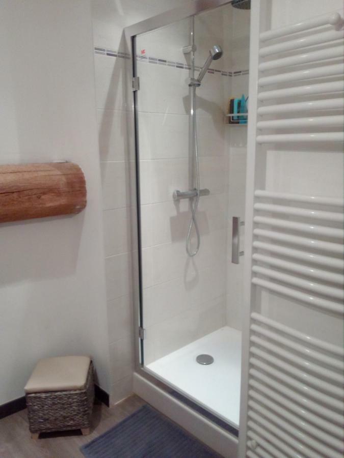 Chambres Chez L Habitant Frasne-les-Meulieres Ngoại thất bức ảnh