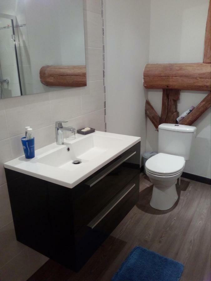 Chambres Chez L Habitant Frasne-les-Meulieres Ngoại thất bức ảnh